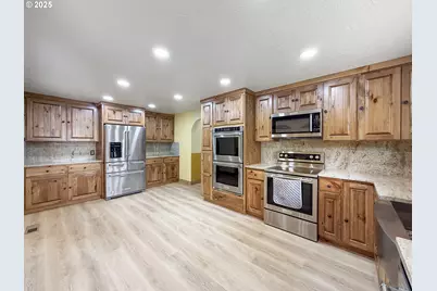 20313 Whaleshead Rd, Brookings, OR 97415 - Photo 9