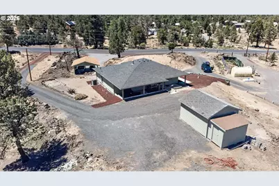 4500 NW 52nd St, Redmond, OR 97756 - Photo 3