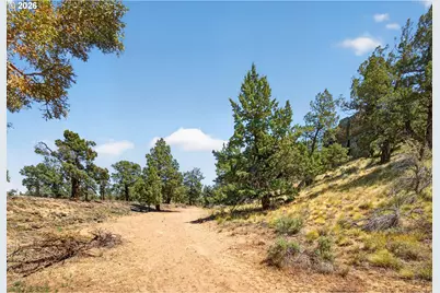 4500 NW 52nd St, Redmond, OR 97756 - Photo 39