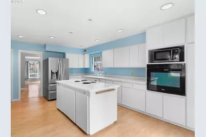 10059 NE Beech St, Portland, OR 97220 - Photo 13