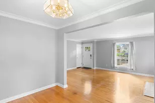10059 NE Beech St, Portland, OR 97220 - Photo 9