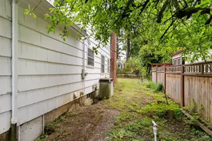 10059 NE Beech St, Portland, OR 97220 - Photo 43