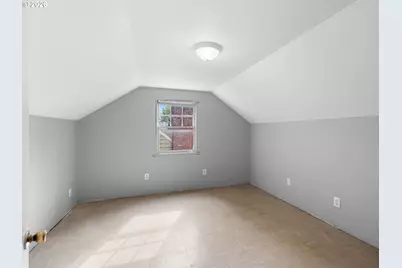 10059 NE Beech St, Portland, OR 97220 - Photo 27