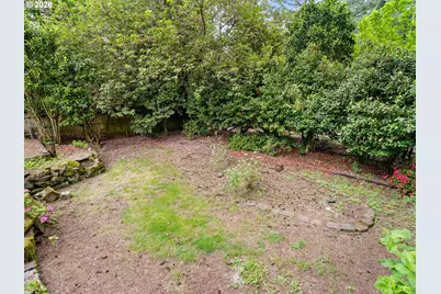 10059 NE Beech St, Portland, OR 97220 - Photo 41