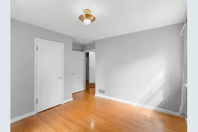 10059 NE Beech St, Portland, OR 97220 - Photo 17