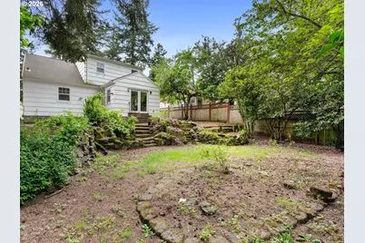 10059 NE Beech St, Portland, OR 97220 - Photo 35
