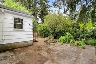 10059 NE Beech St, Portland, OR 97220 - Photo 37