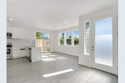 2425 NE Alberta St, Portland, OR 97211 - Photo 29