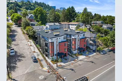 2425 NE Alberta St, Portland, OR 97211 - Photo 3