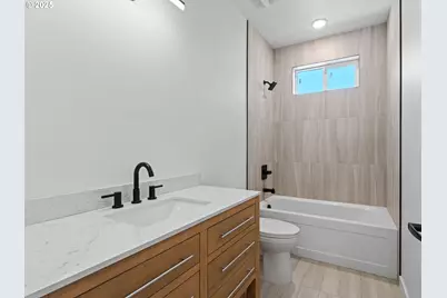 2425 NE Alberta St, Portland, OR 97211 - Photo 43