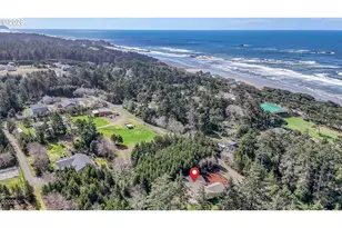 11995 NW Thompson St, Seal Rock, OR 97376 - Photo 31