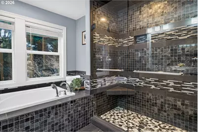 3684 NW Loriann Dr, Portland, OR 97229 - Photo 27