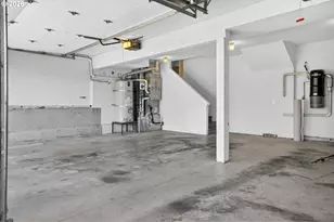 3684 NW Loriann Dr, Portland, OR 97229 - Photo 45