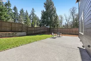 2751 Dahlia Dr, West Linn, OR 97068 - Photo 37