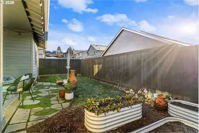 422 NE Greenway Dr, Estacada, OR 97023 - Photo 25