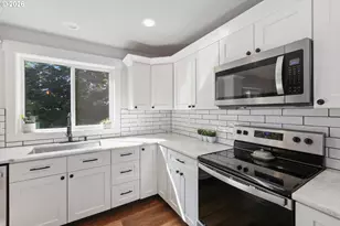 204 St Helens Way, Winlock, WA 98596 - Photo 9