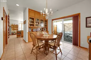 3328 Lakemont Dr, Eugene, OR 97408 - Photo 15