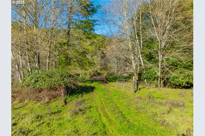 61565 Fairview Rd, Coquille, OR 97423 - Photo 27