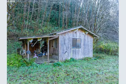 61565 Fairview Rd, Coquille, OR 97423 - Photo 33
