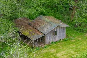 61565 Fairview Rd, Coquille, OR 97423 - Photo 37