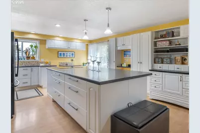 21194 SW Pamela Ct, Beaverton, OR 97003 - Photo 15