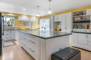 21194 SW Pamela Ct, Beaverton, OR 97003 - Photo 15