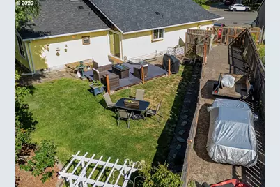 21194 SW Pamela Ct, Beaverton, OR 97003 - Photo 35