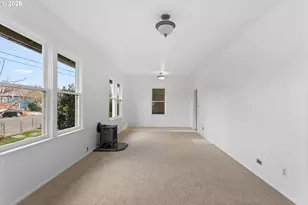 108 SE Franklin St, Camas, WA 98607 - Photo 5