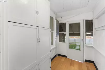 108 SE Franklin St, Camas, WA 98607 - Photo 21