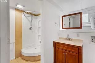 108 SE Franklin St, Camas, WA 98607 - Photo 31