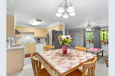 16110 S Maplelane Rd, Oregon City, OR 97045 - Photo 11