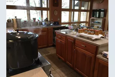 29821 Jeans Rd, Veneta, OR 97487 - Photo 17