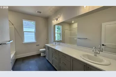 11690 SW 176th Dr, Beaverton, OR 97007 - Photo 17