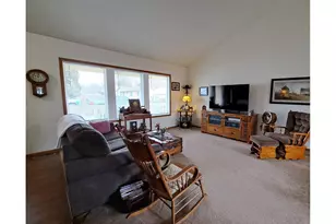 1254 Ostrander Ln, Cottage Grove, OR 97424 - Photo 5