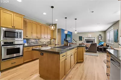 7612 SW Oviatt Dr, Beaverton, OR 97007 - Photo 13