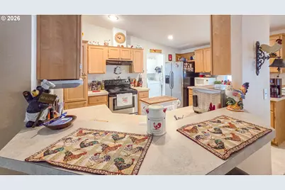 1000 E Central Ave #51, Sutherlin, OR 97479 - Photo 7