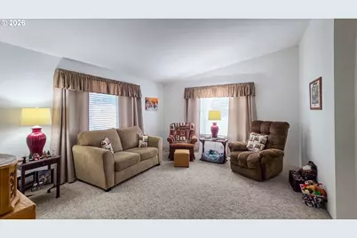 1000 E Central Ave #51, Sutherlin, OR 97479 - Photo 13