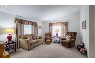 1000 E Central Ave, Sutherlin, OR 97479 - Photo 13