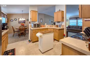 1000 E Central Ave, Sutherlin, OR 97479 - Photo 9