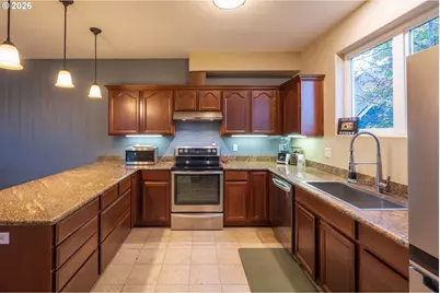 5527 NE 13th Ave, Portland, OR 97211 - Photo 3