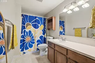 16641 SE Naegeli Dr, Portland, OR 97236 - Photo 17