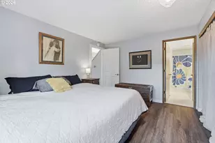 16641 SE Naegeli Dr, Portland, OR 97236 - Photo 15