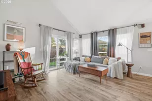 16641 SE Naegeli Dr, Portland, OR 97236 - Photo 5