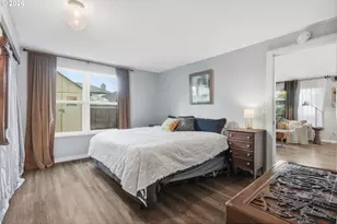 16641 SE Naegeli Dr, Portland, OR 97236 - Photo 13