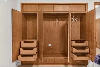 325 NW Orchard Dr, Portland, OR 97229 - Photo 27
