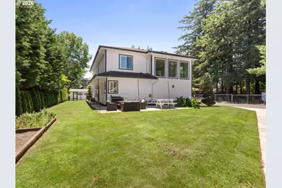 483 SW Cherry Park Rd, Troutdale, OR 97060 - Photo 1