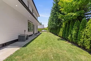 483 SW Cherry Park Rd, Troutdale, OR 97060 - Photo 13