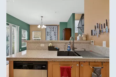 10813 SW Canterbury Ln #104, Tigard, OR 97224 - Photo 19