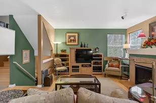 10813 SW Canterbury Ln, Tigard, OR 97224 - Photo 7