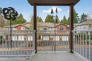 10813 SW Canterbury Ln, Tigard, OR 97224 - Photo 37